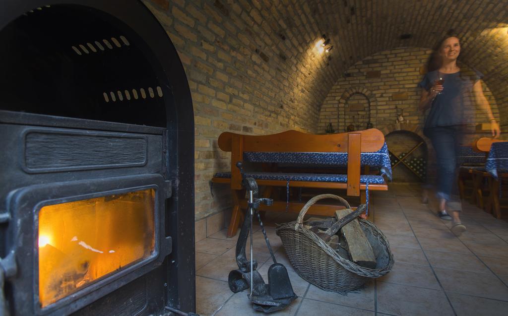 Villa Harmonia Panzio Visegrad Bagian luar foto